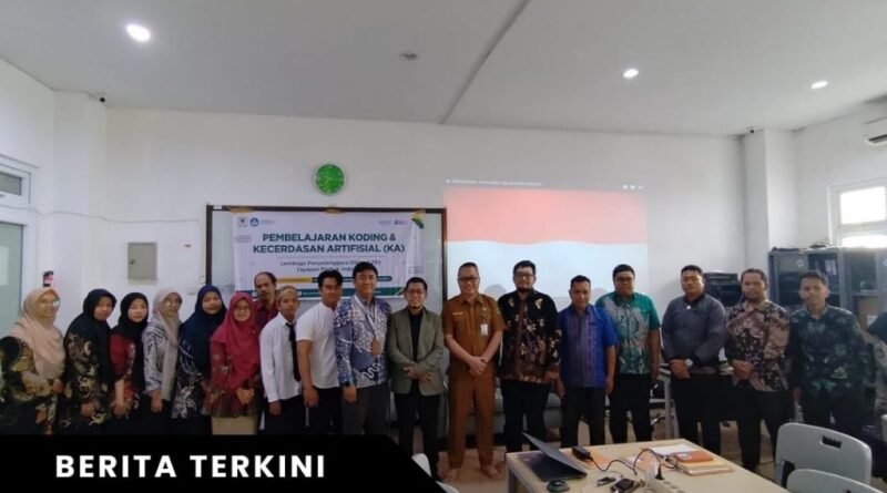 Guru-Guru Ikuti Pelatihan “Pembelajaran Koding & Kecerdasan Artifisial (AI)” di UMKT Bersama Yayasan Pinbuk Indonesia