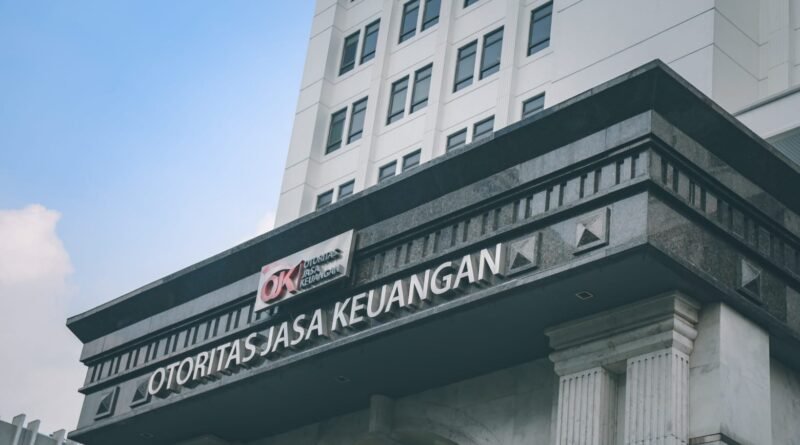 OJK Kini Punya Departemen UMKM dan Keuangan Syariah, Apa Tugasnya?