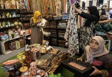 OJK Catat Porsi Pembiayaan UMKM Bank Syariah Capai 7 Persen